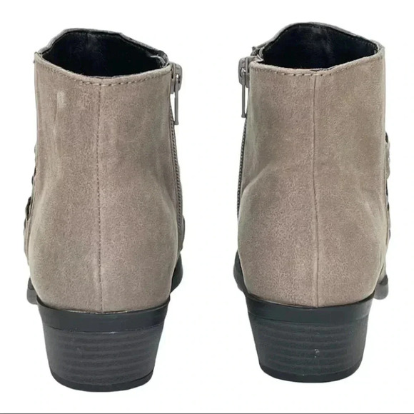 White Mountain Desire Grey Faux Leather Womens Ankle Boots Size 5.5M - Picture 6 of 14